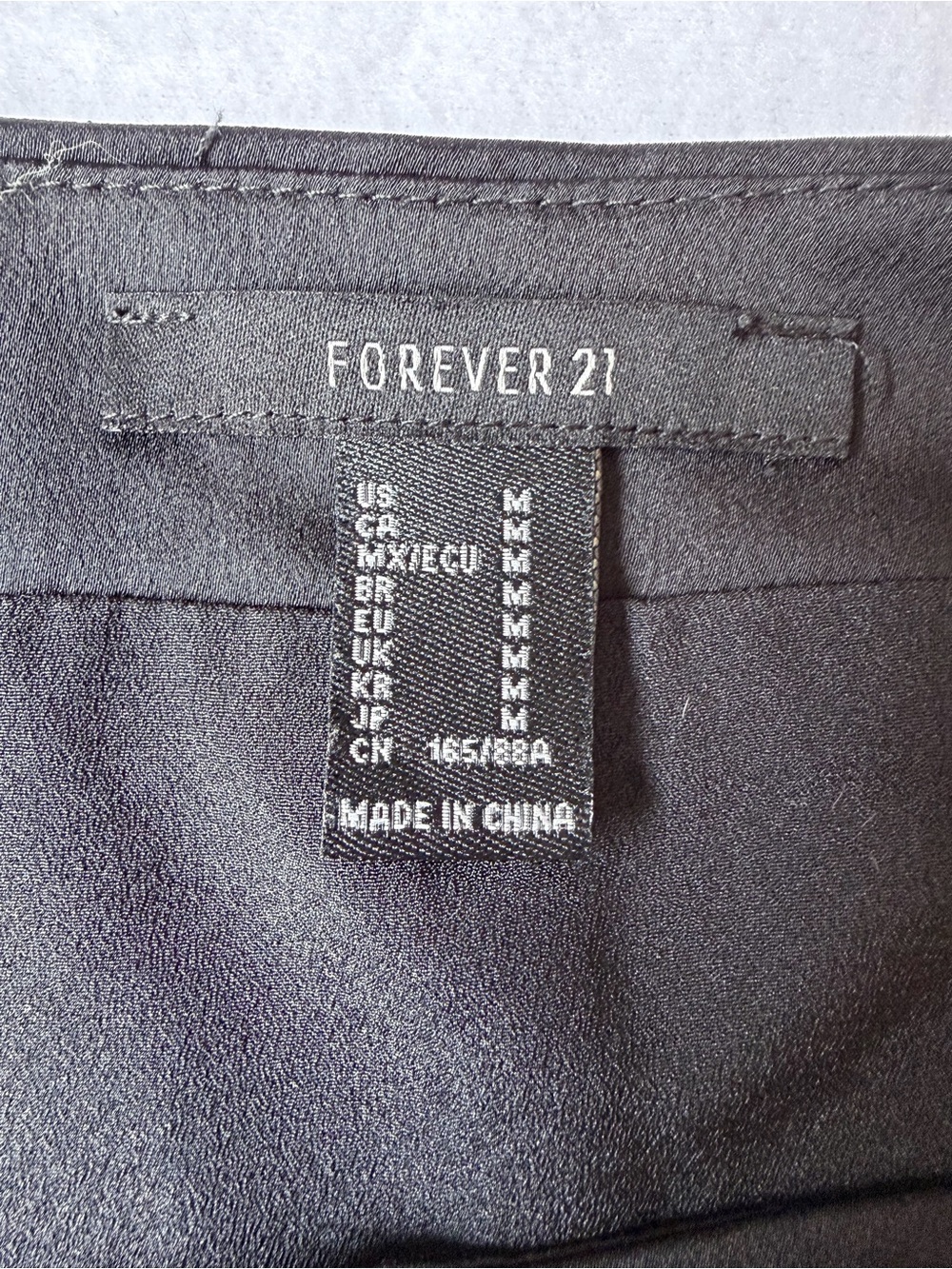 Black Satin Wrap Tie Mini Skirt Medium Forever 21 Y2K - Picture 8 of 9